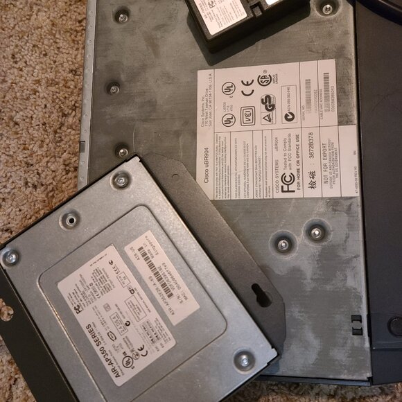 BUNDLE: Cisco 3560 POE Switch, UBR900, Aironet 350 AP w/ POE adapter - Picture 11 of 15